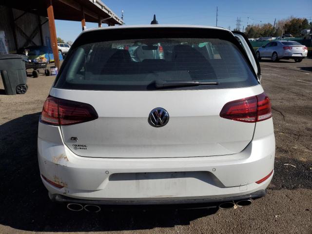 Volkswagen Golf Image 4