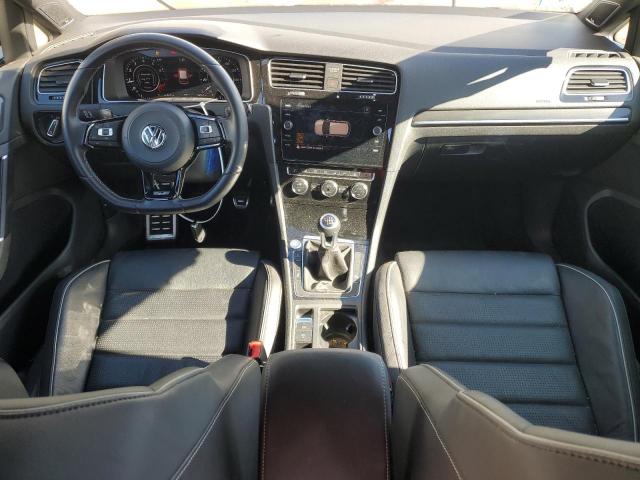 Volkswagen Golf Image 11