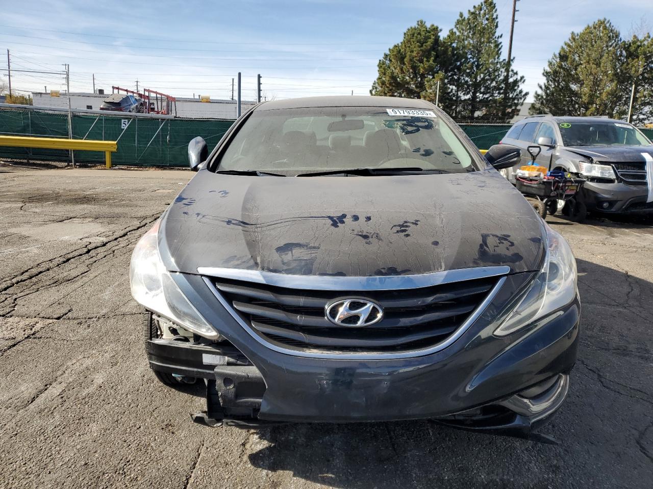 Hyundai SONATA Gls Image 9