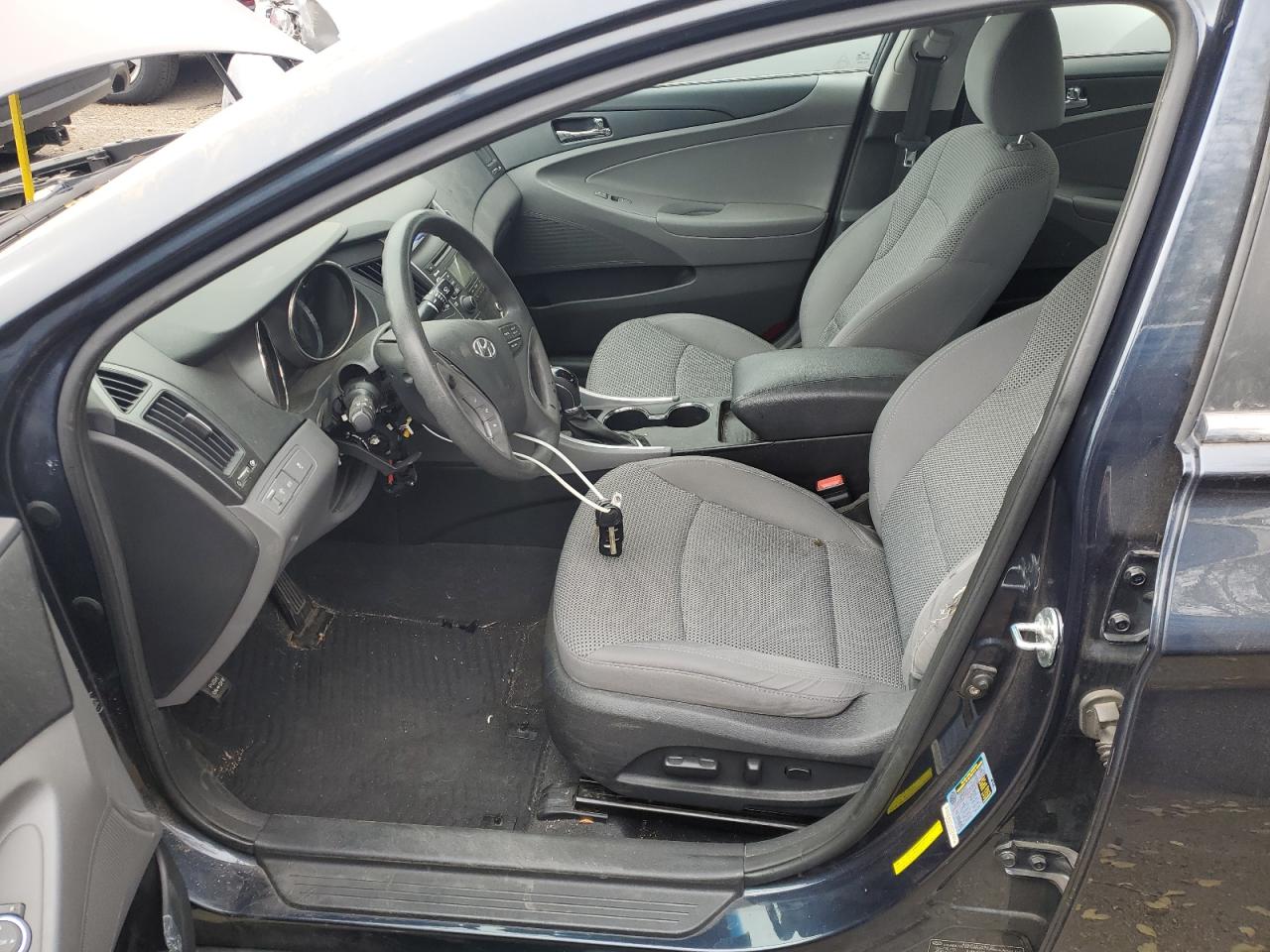 Hyundai SONATA Gls Image 5