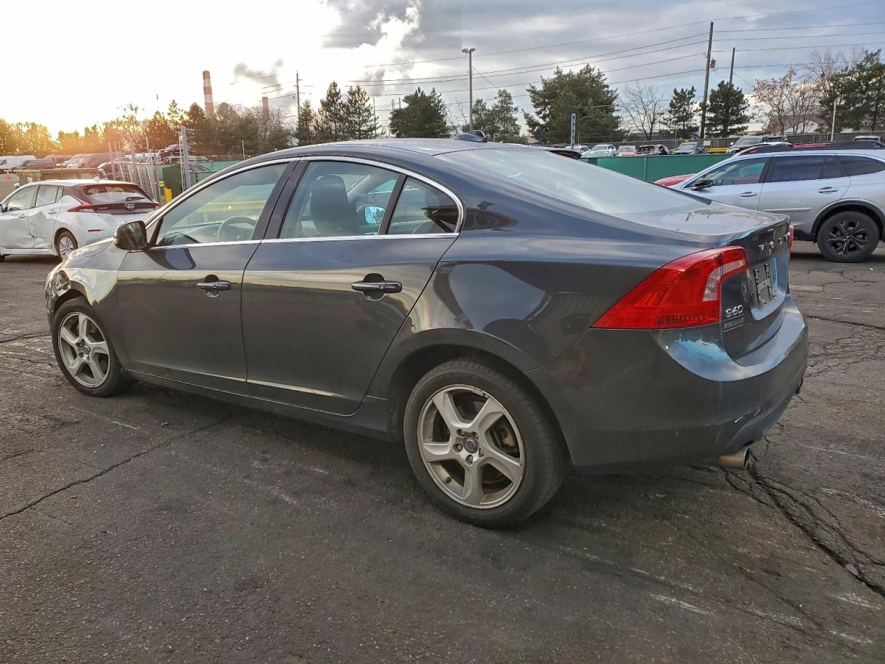 Volvo S60 T5 Image 2