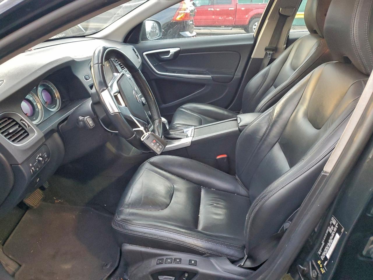 Volvo S60 T5 Image 5