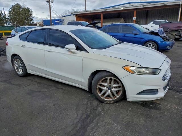 Ford Fusion Se Image 8
