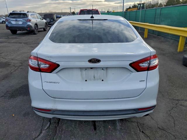 Ford Fusion Se Image 4