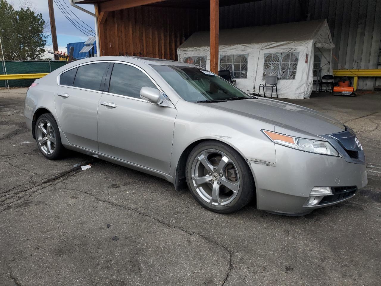 Acura TL Image 2