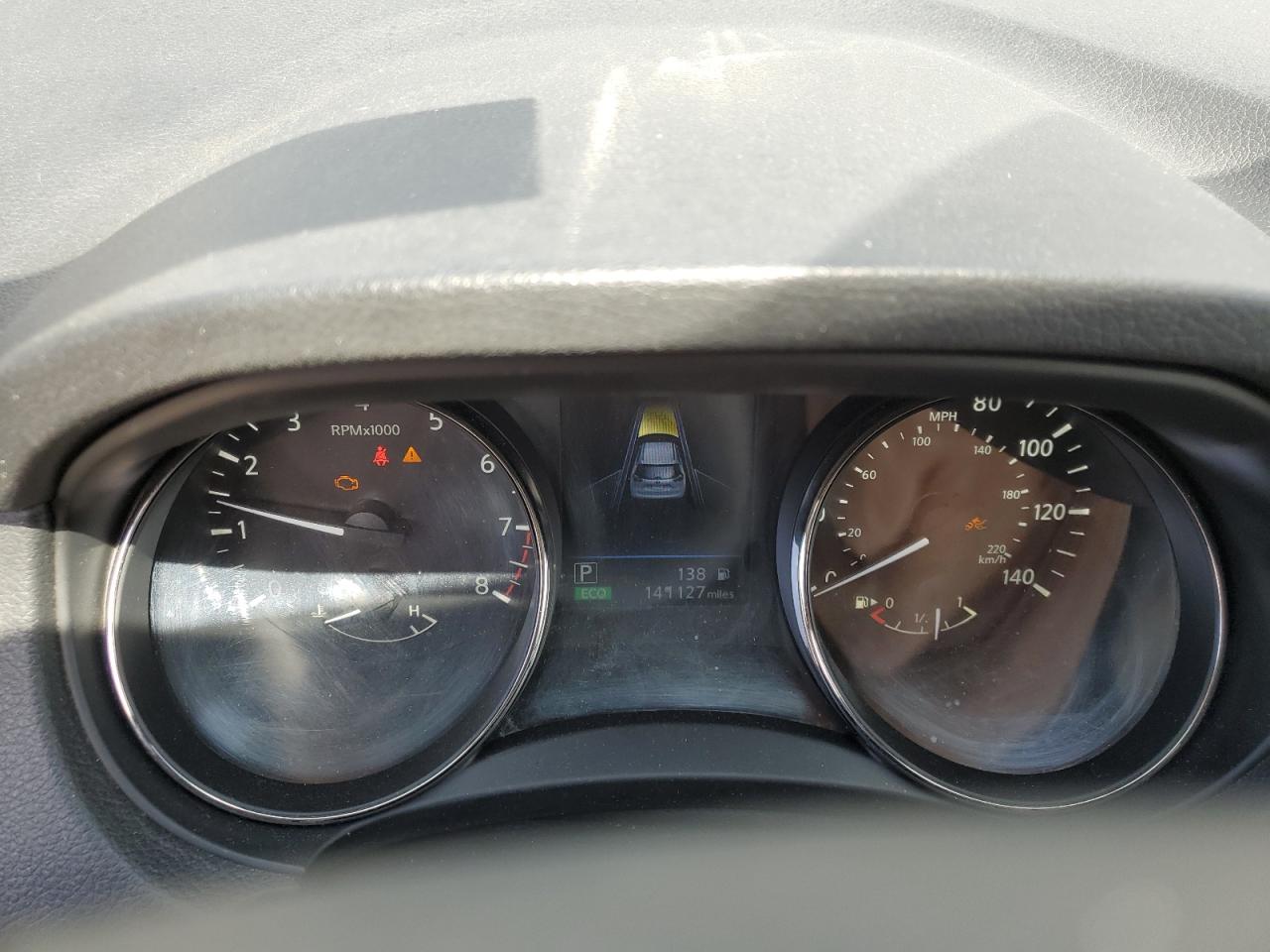 Nissan Rogue S Image 5