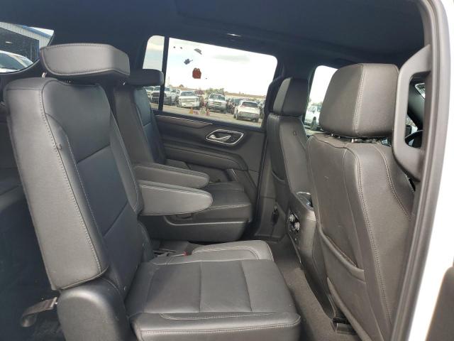 Chevrolet Suburban K1500 Z71 Image 13