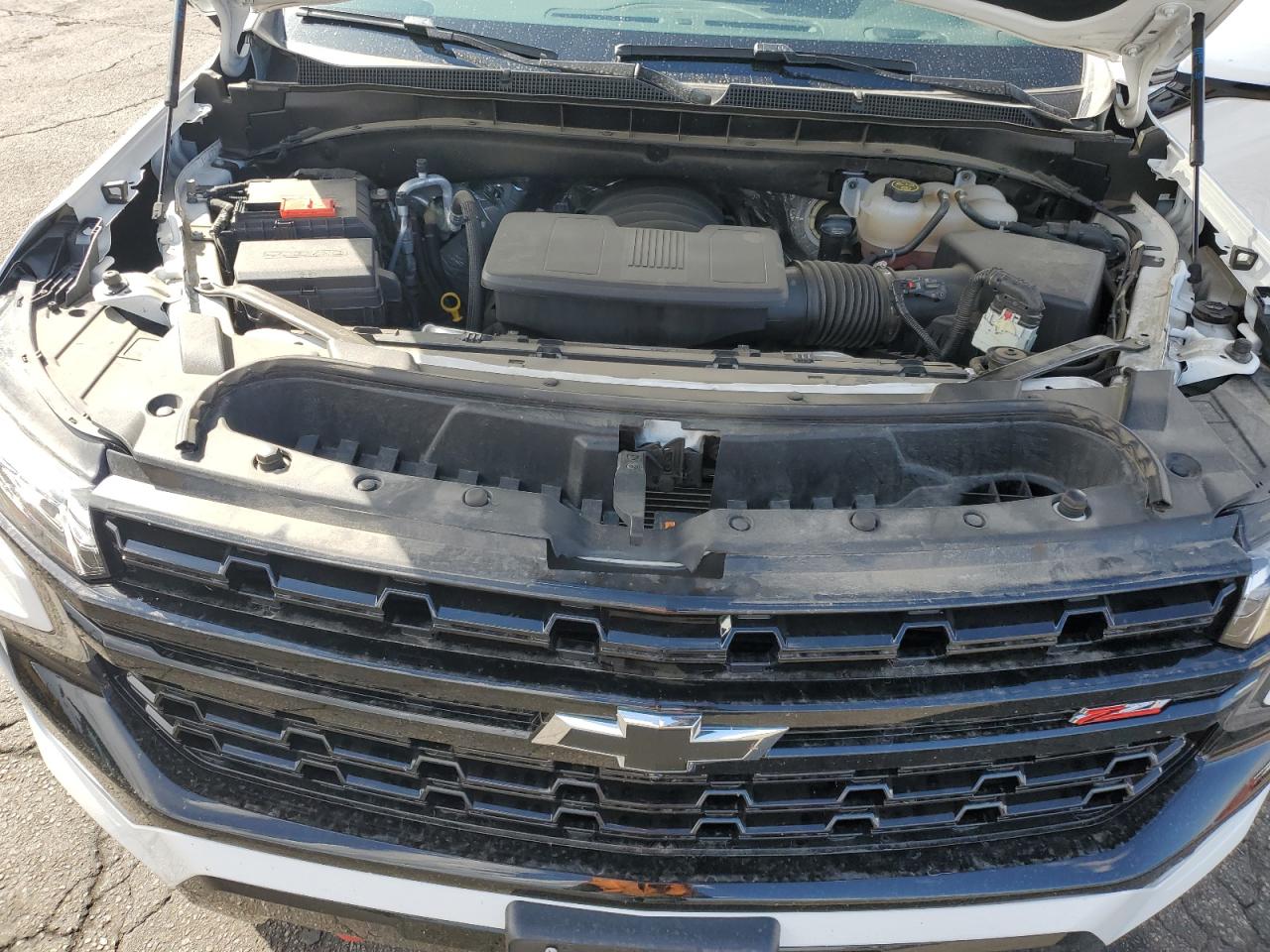 Chevrolet Suburban K1500 Z71 Image 8