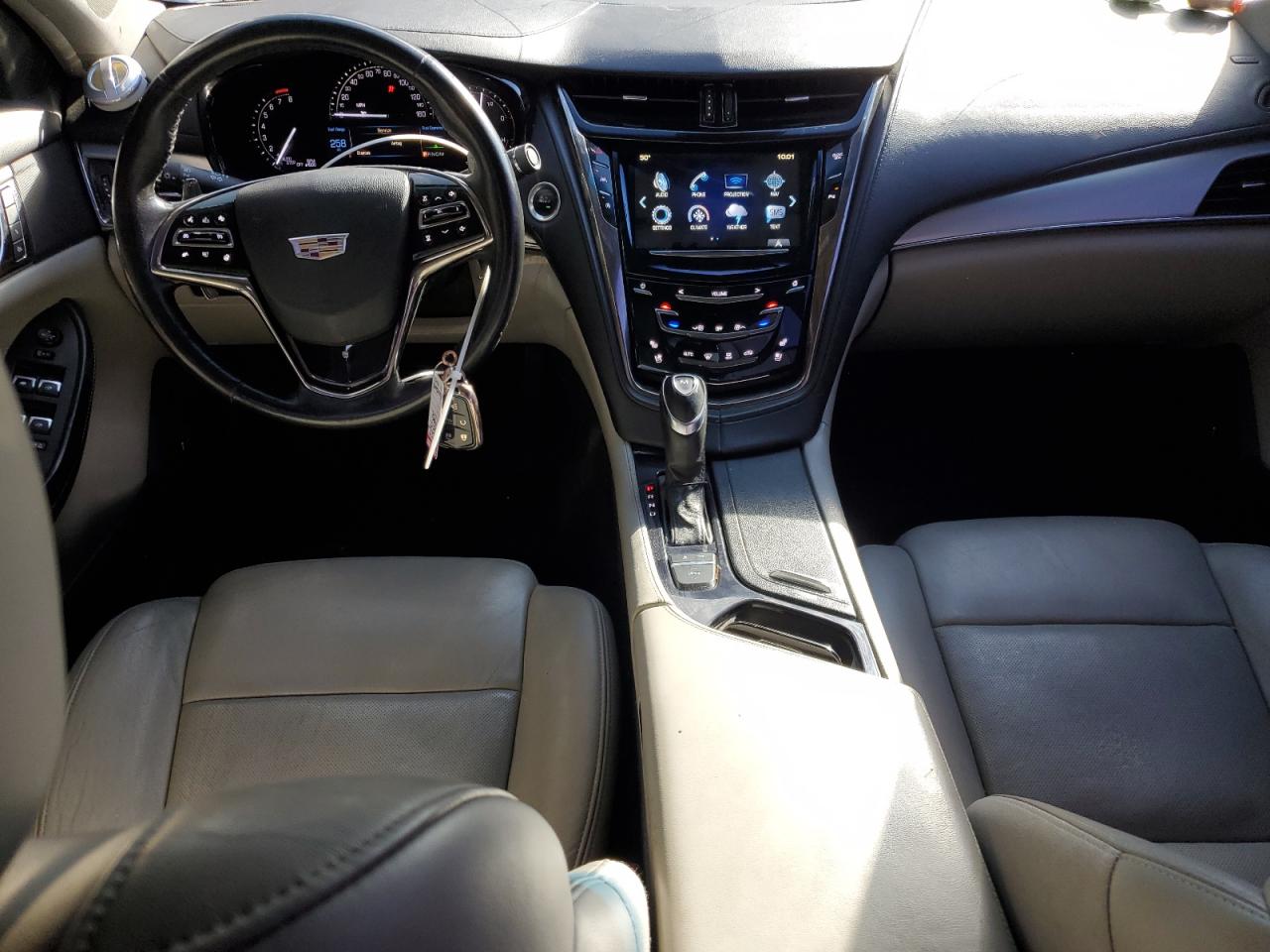 Cadillac CTS Luxury Image 3