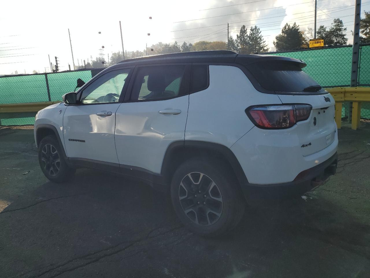 Jeep Compass Trailhawk Image 12