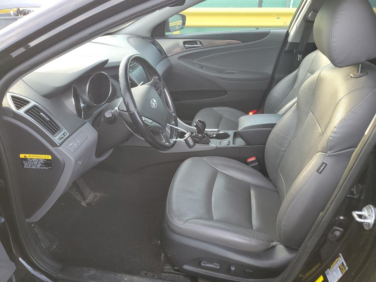 Hyundai SONATA Hybrid Image 11