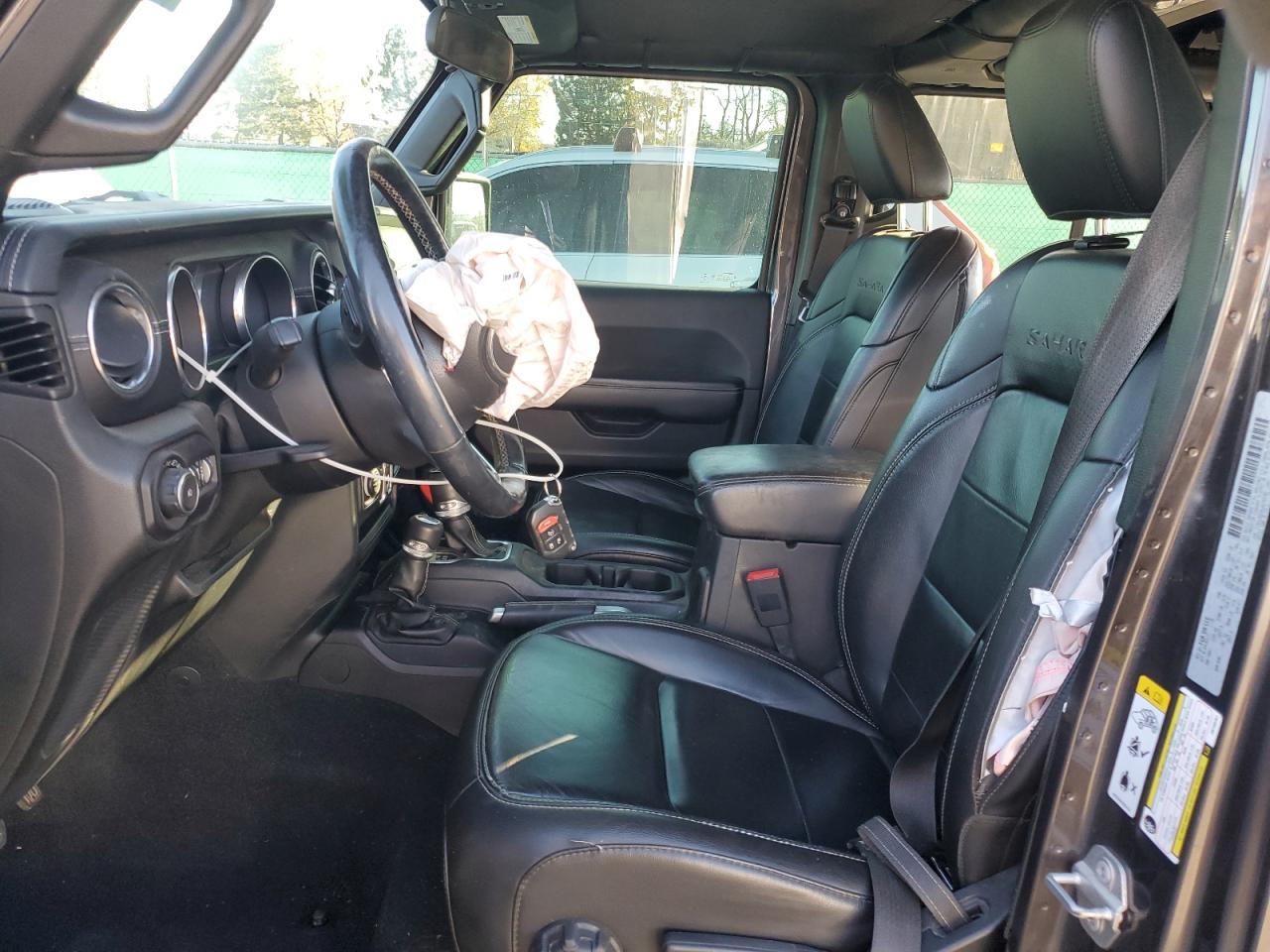 Jeep Wrangler Sahara Image 2