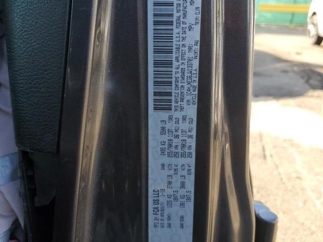 Jeep Wrangler Sahara Image 6