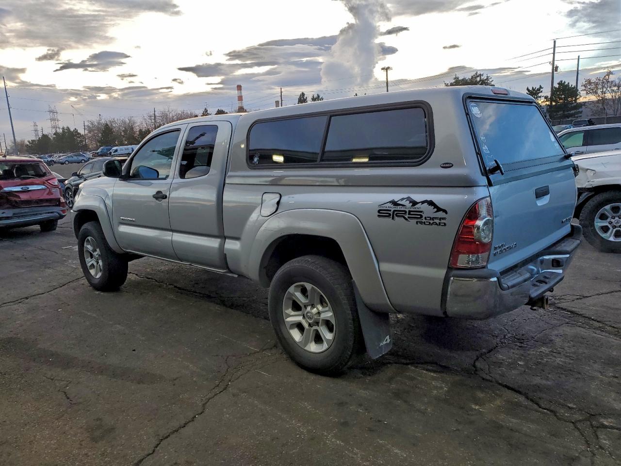 Toyota Tacoma Access Cab Image 10