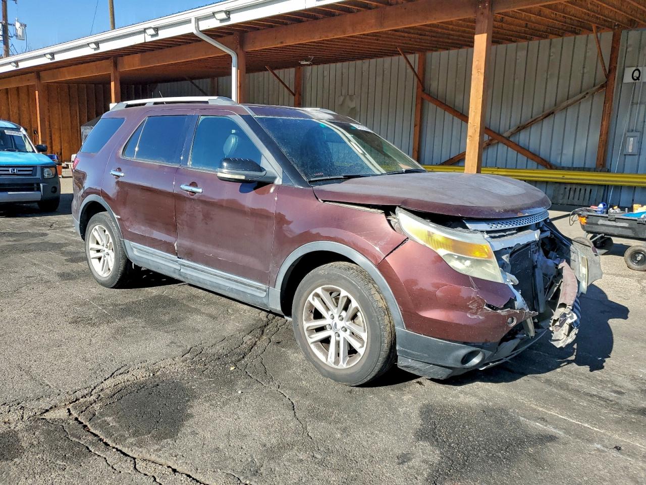 Ford Explorer Xlt Image 4