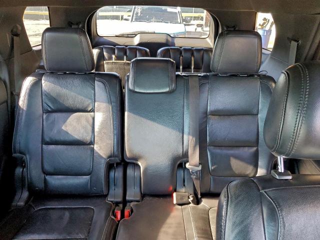 Ford Explorer Xlt Image 6