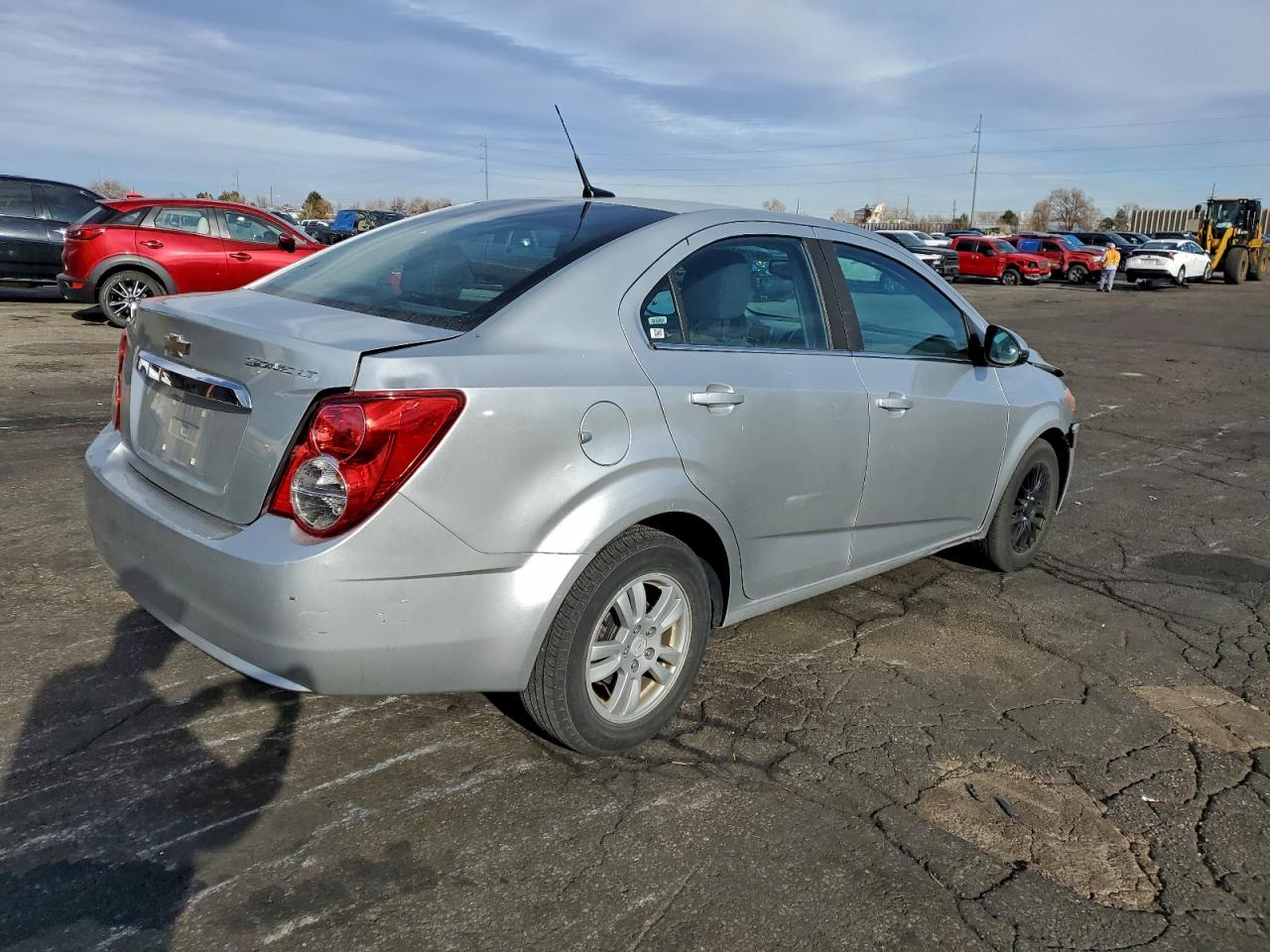 Chevrolet Sonic Lt Image 5