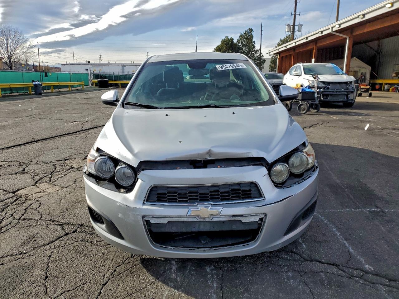 Chevrolet Sonic Lt Image 9