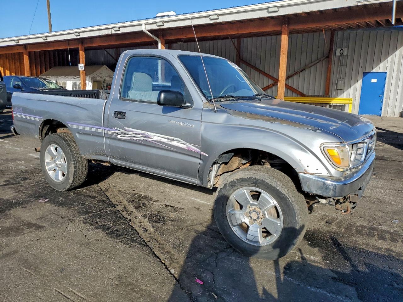 Toyota Tacoma Image 11