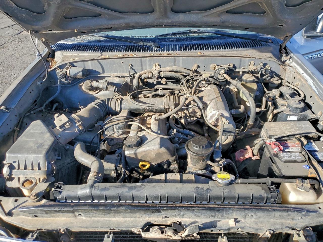 Toyota Tacoma Image 8