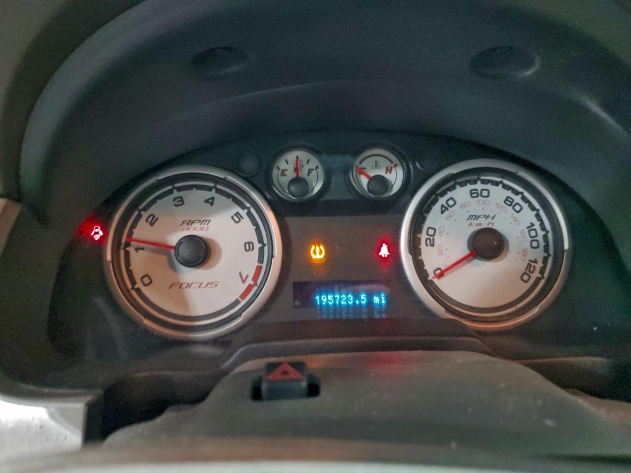 Ford Focus Se Image 8