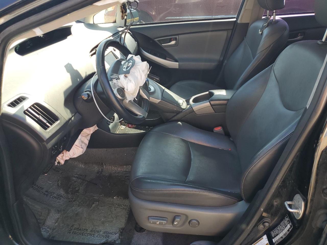 Toyota Prius Image 11