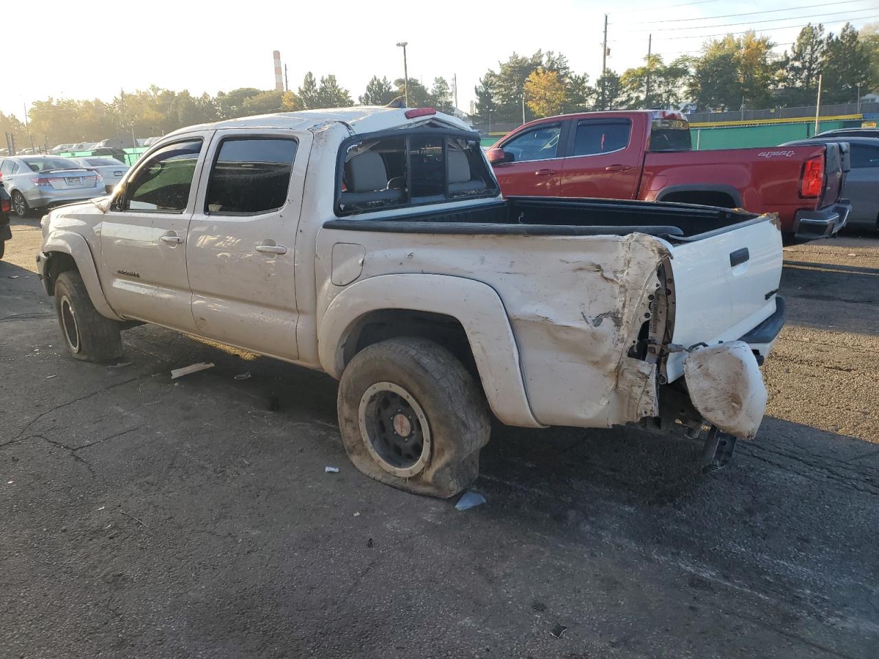 Toyota Tacoma Double Cab Image 2