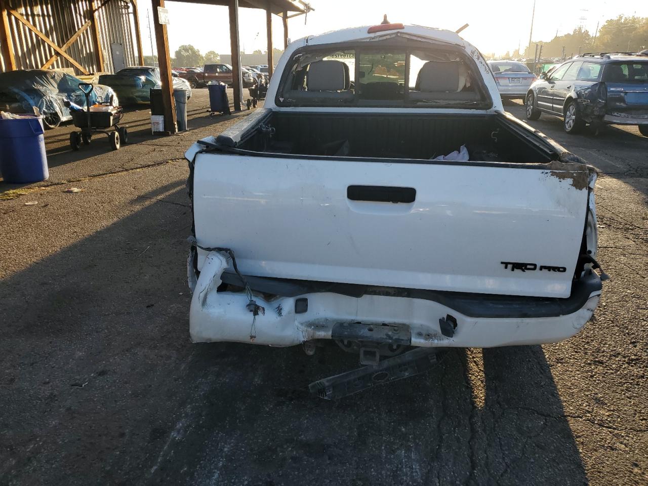Toyota Tacoma Double Cab Image 3