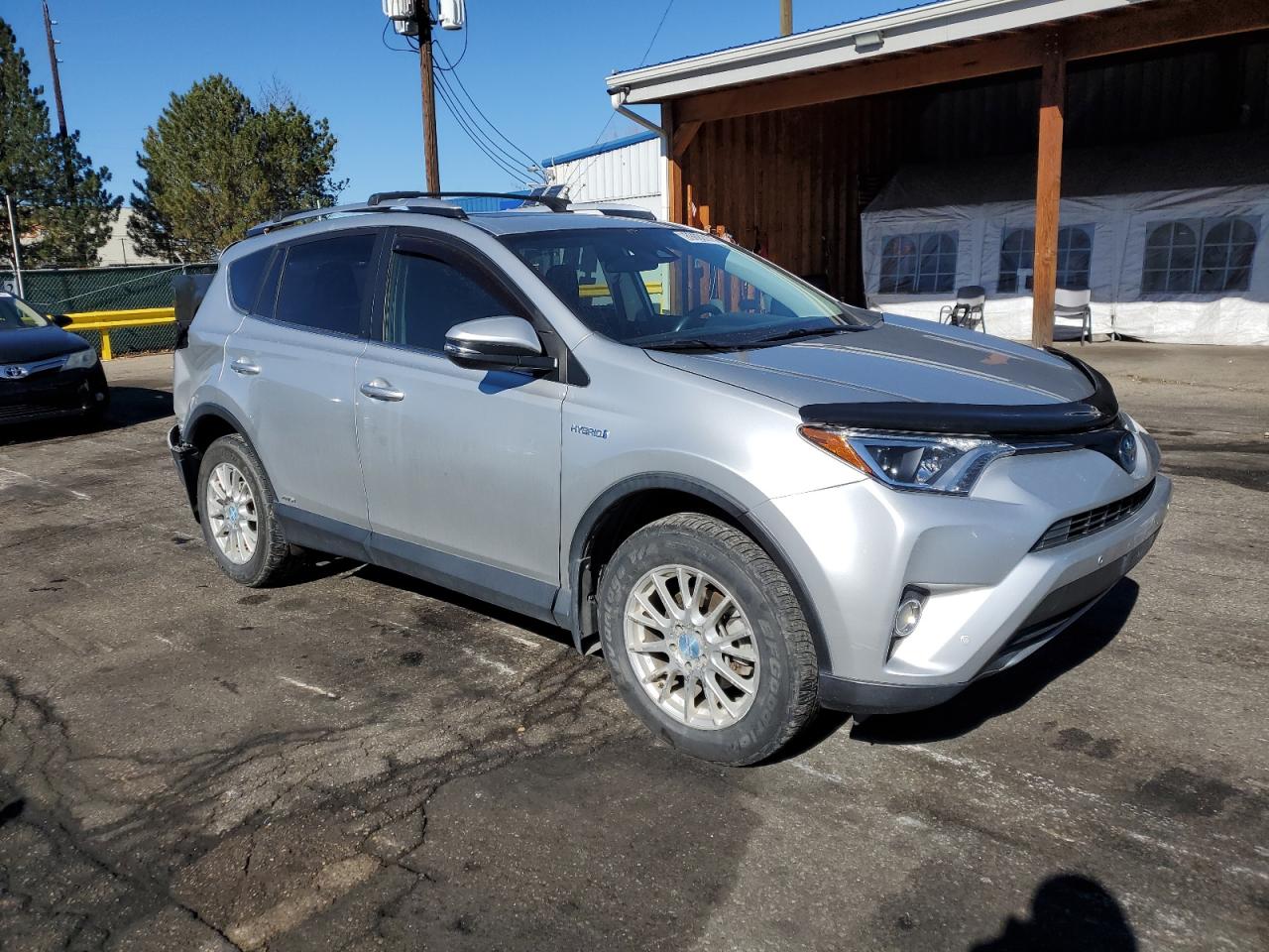 Toyota RAV4 Xle Image 3