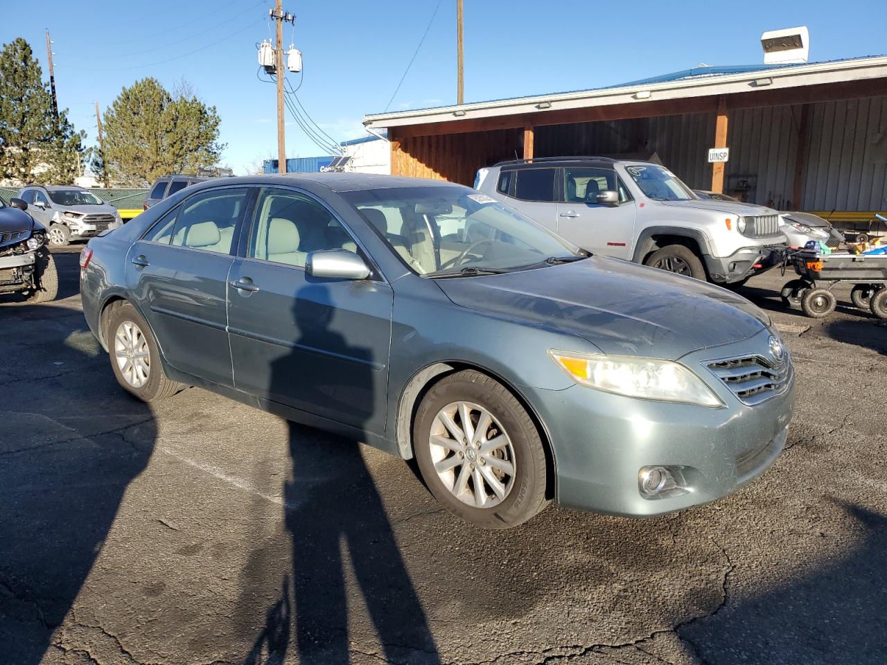 Toyota Camry Se Image 4