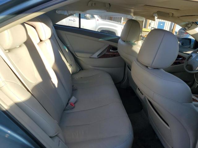 Toyota Camry Se Image 11