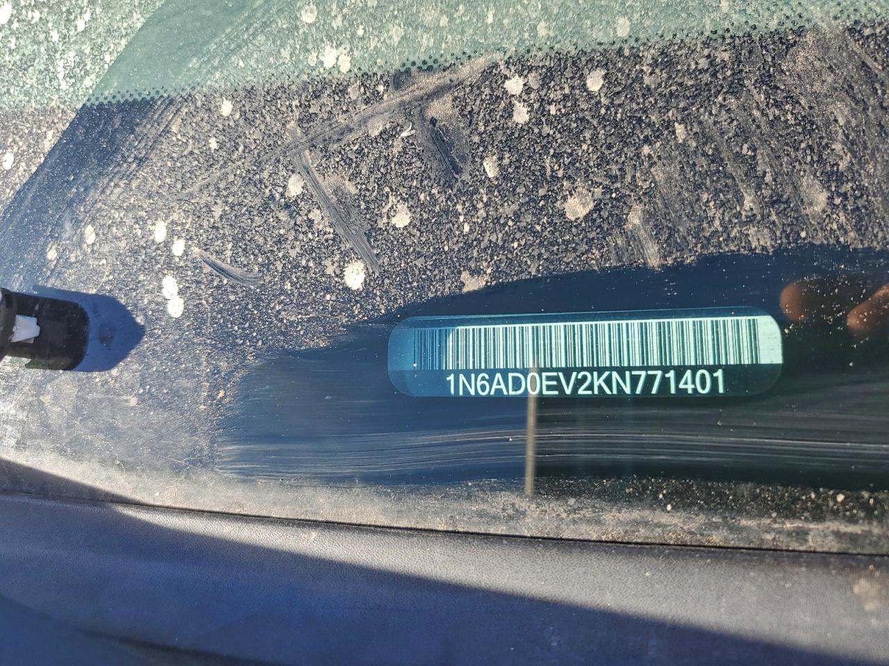 Nissan Frontier S Image 9