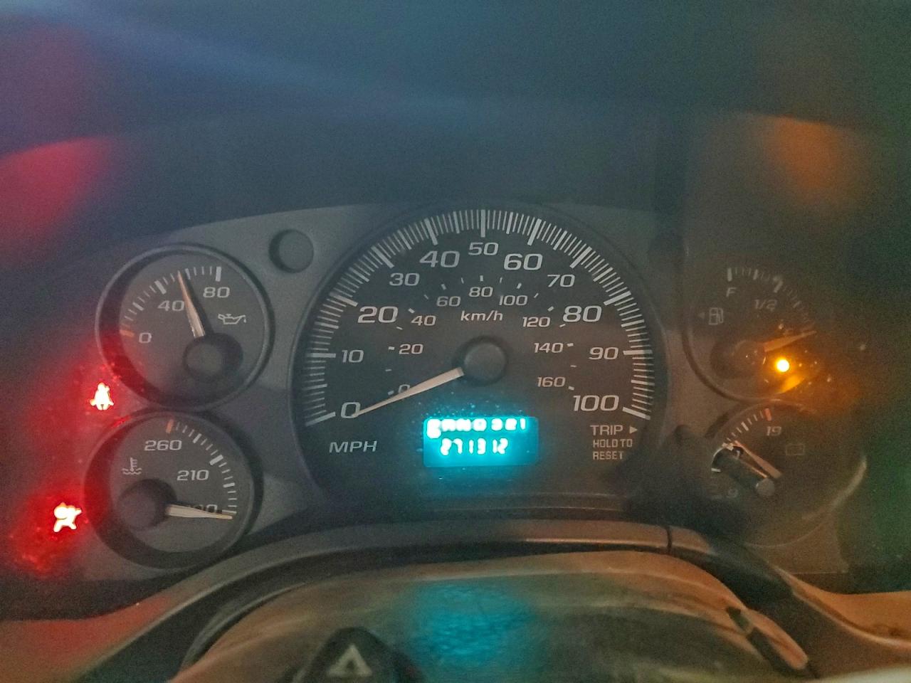 Chevrolet Express Image 7