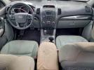 Kia Sorento Base Image 6