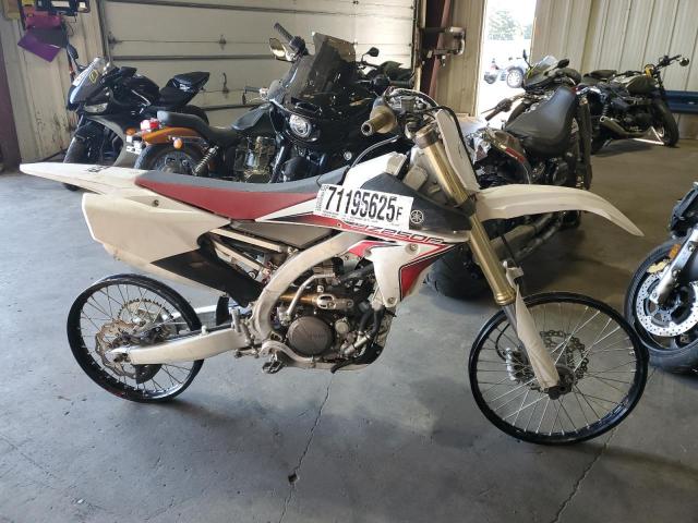  Salvage Yamaha Dirt Bike