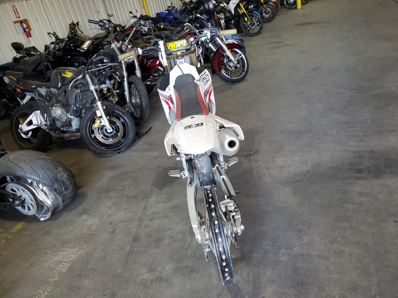 Yamaha Dirt Bike F Image 5