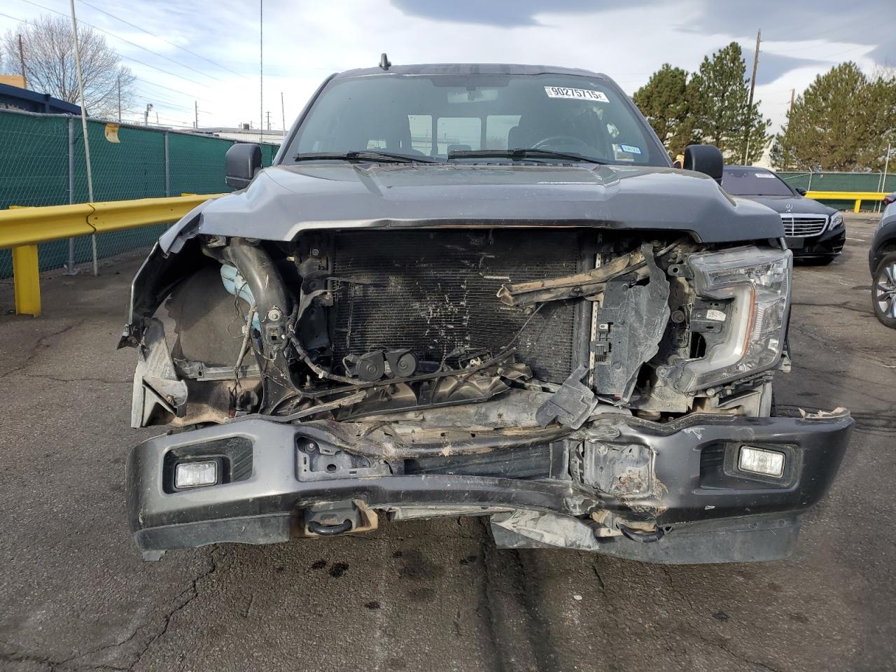 Ford F-150 Supercrew Image 7