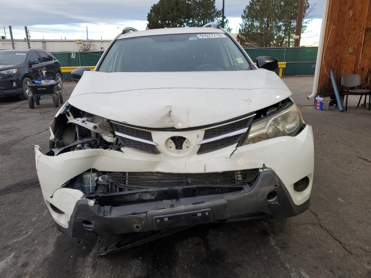 Toyota RAV4 Le Image 10