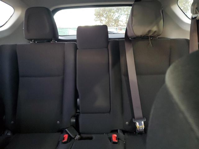 Toyota RAV4 Le Image 13