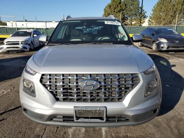 Hyundai VENUE Sel Image 3