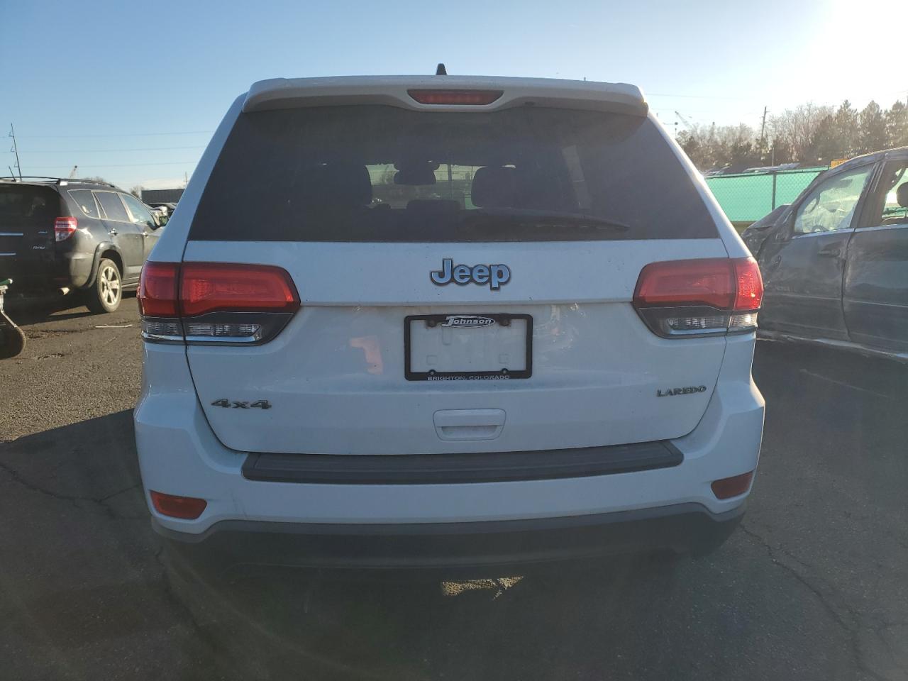 Jeep Grand Cherokee Laredo Image 11