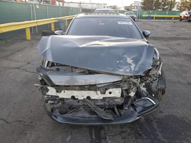 Mazda 6 Grand Touring Image 5