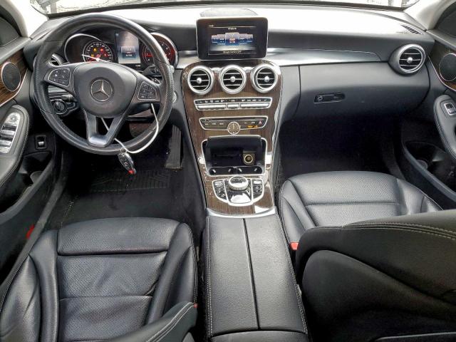 Mercedes-Benz C-Class 300 4matic Image 11