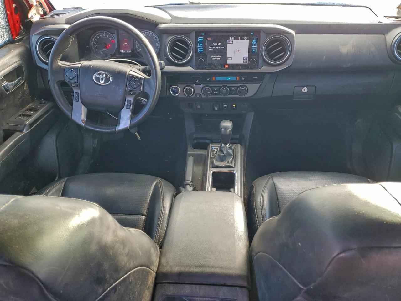 Toyota Tacoma Double Cab Image 11