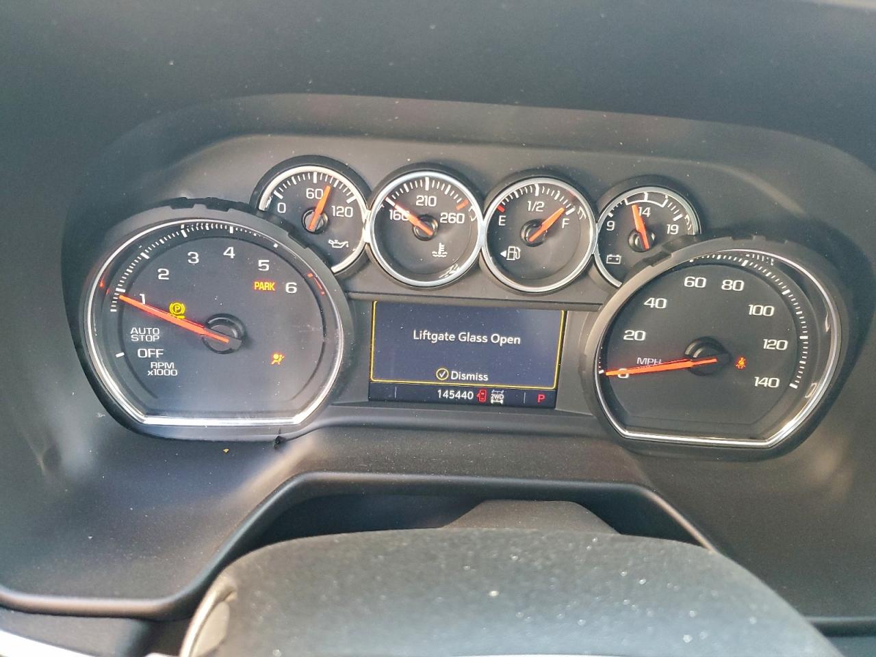 Chevrolet Suburban K1500 Lt Image 5