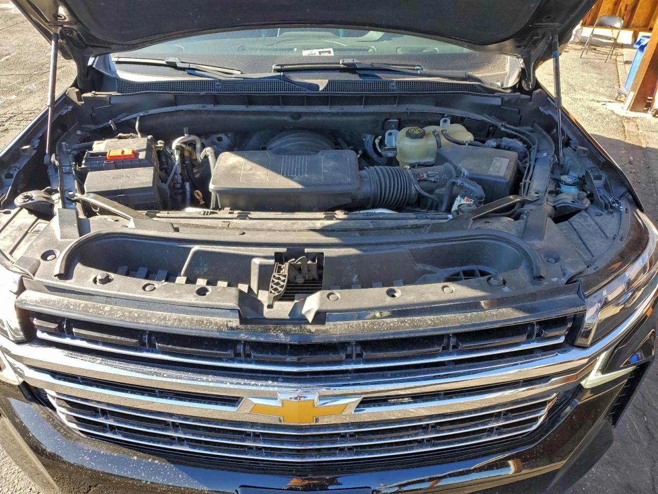 Chevrolet Suburban K1500 Lt Image 8