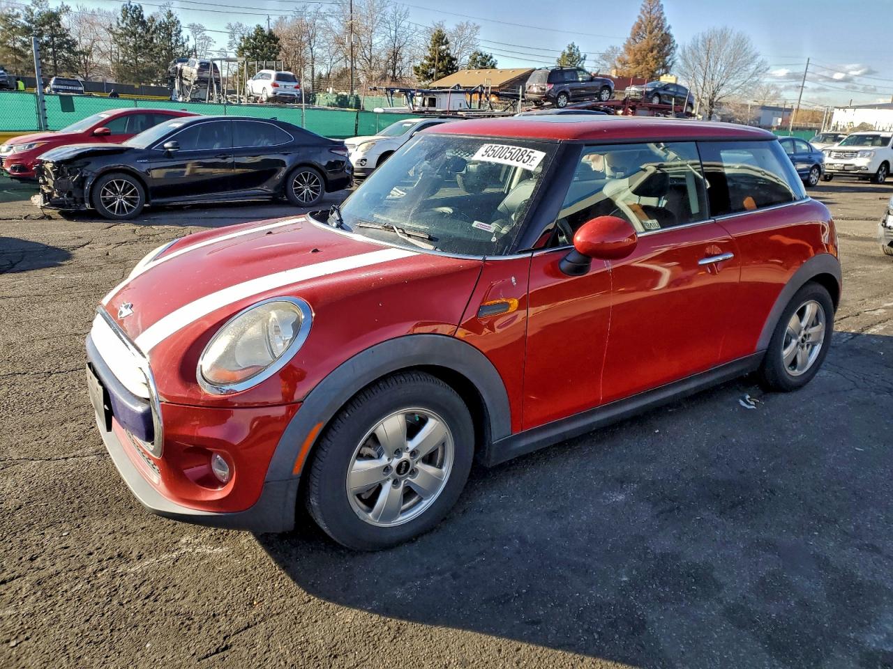 MINI Cooper Image 1