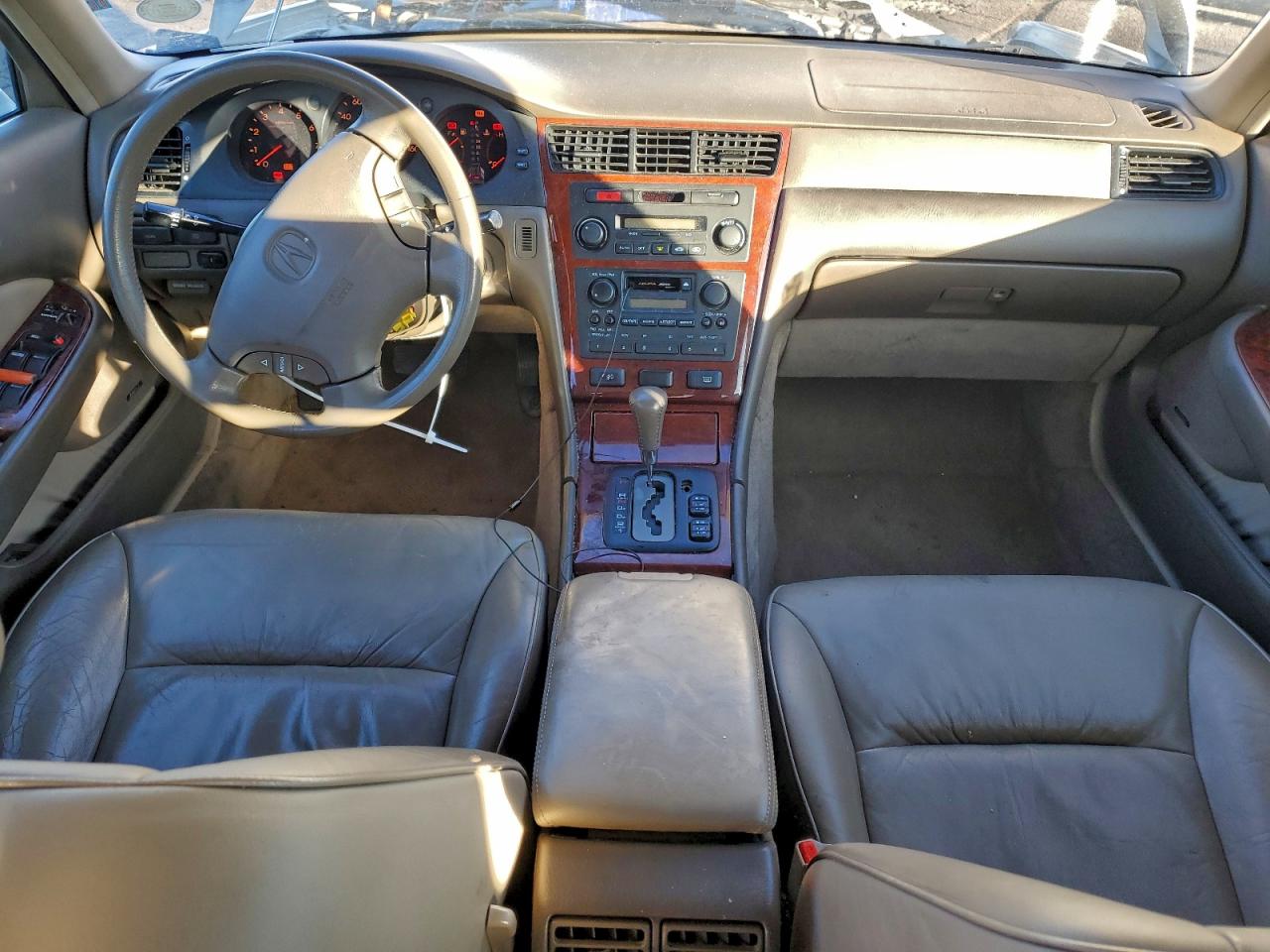 Acura RL Image 12