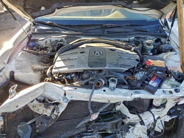 Acura RL Image 11