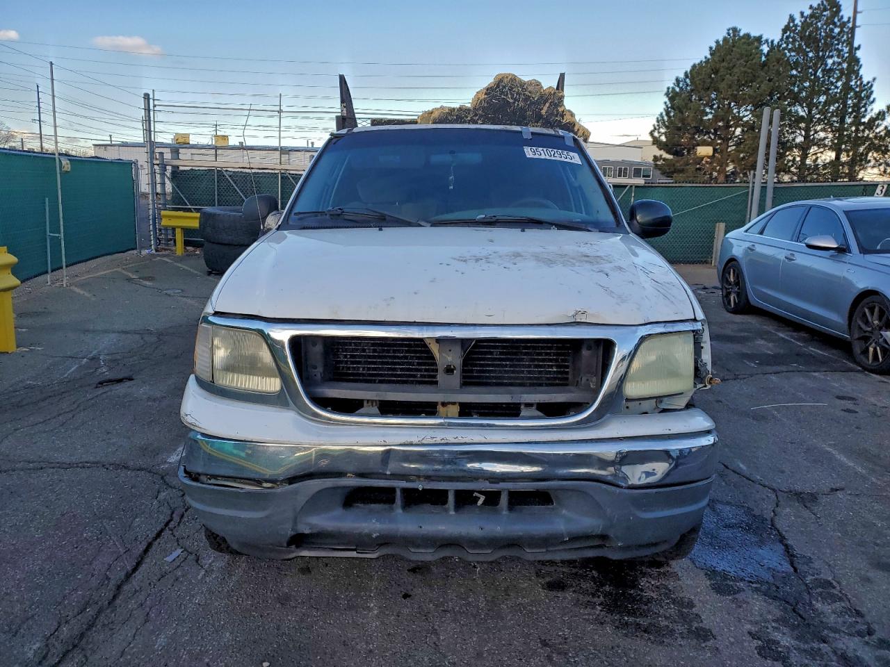 Ford F-150 Supercrew Image 7